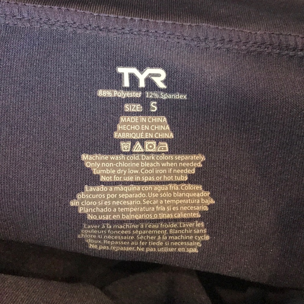 🚫SOLD🚫NWOT TYR Quarter Zip - Picture 5 of 5